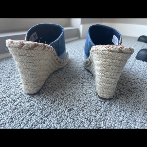 TOMS’s wedge jean sandal size 6 - Picture 5 of 7